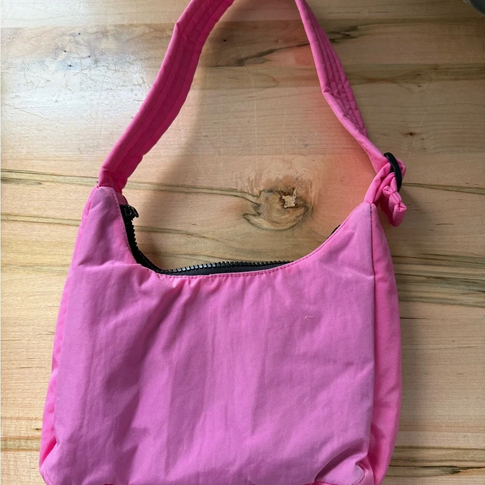 BAGGU Mini Nylon Shoulder Bag - Picture 2 of 3